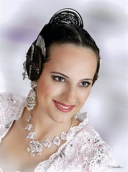 Laura Pons Fernández / Plaza Rio Segura - Horno Alcedo